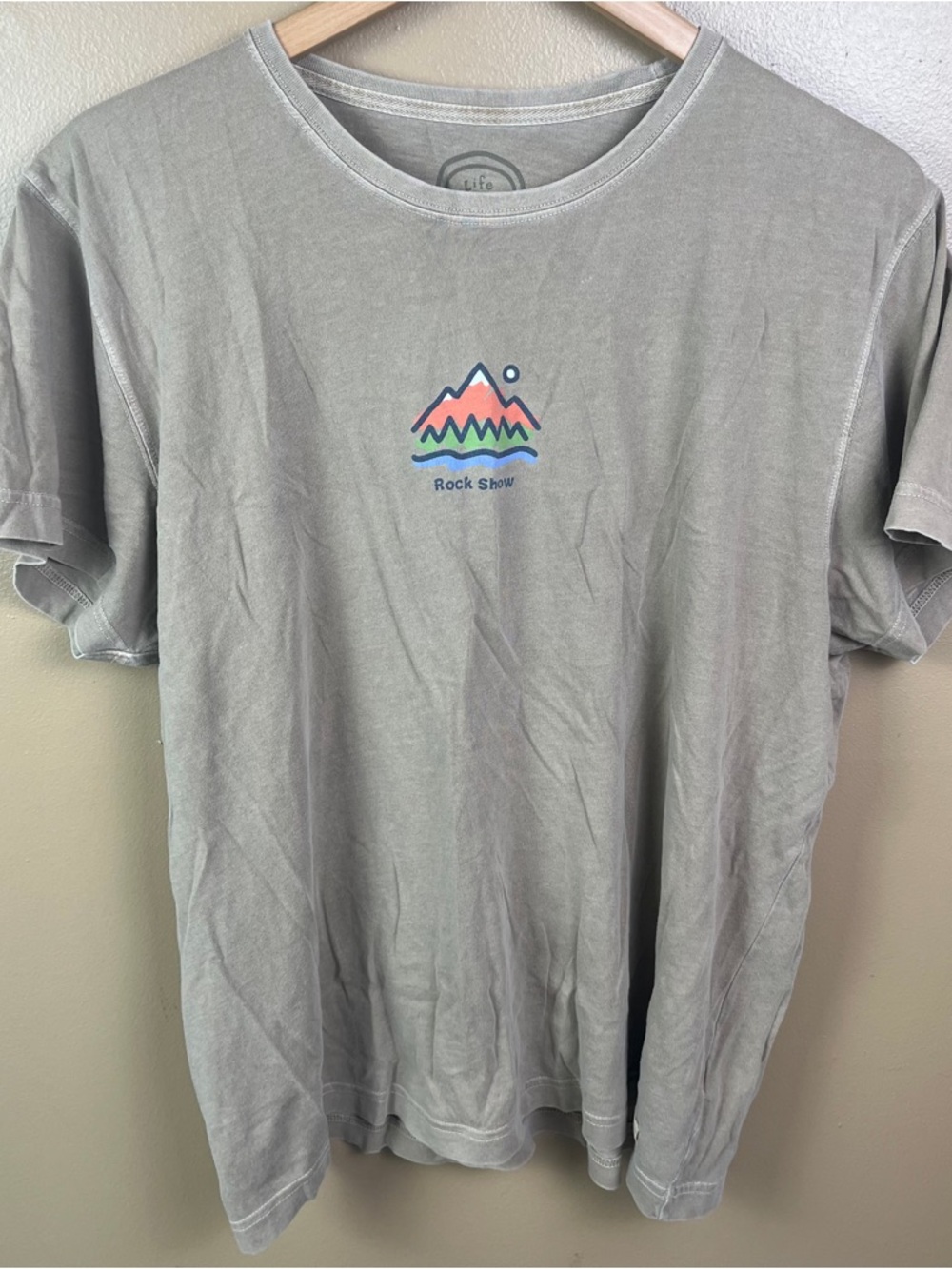 Life is Good Women's XLRock Show Graphic Tee - Picture 2 of 12